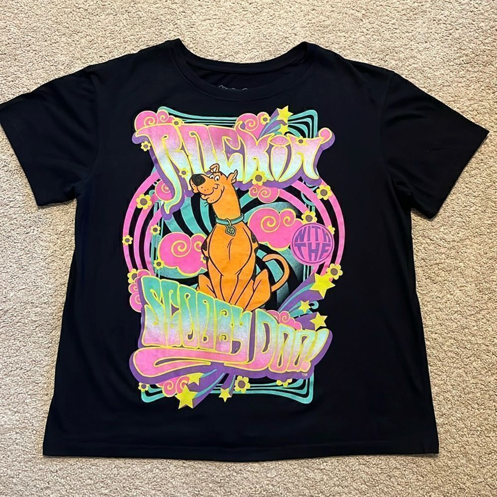 SCOOBY-DOO GIRLS SIZE LARGE T-SHIRT